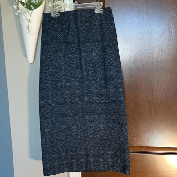 Wrap Maxi Skirt Size 6P EUC - Picture 3 of 7